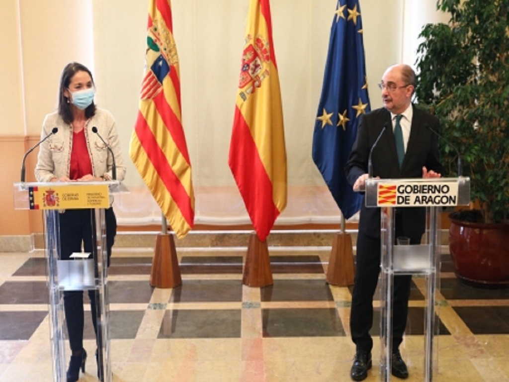 La ministra de Industria apoya la viabilidad de proyectos aragoneses en movilidad